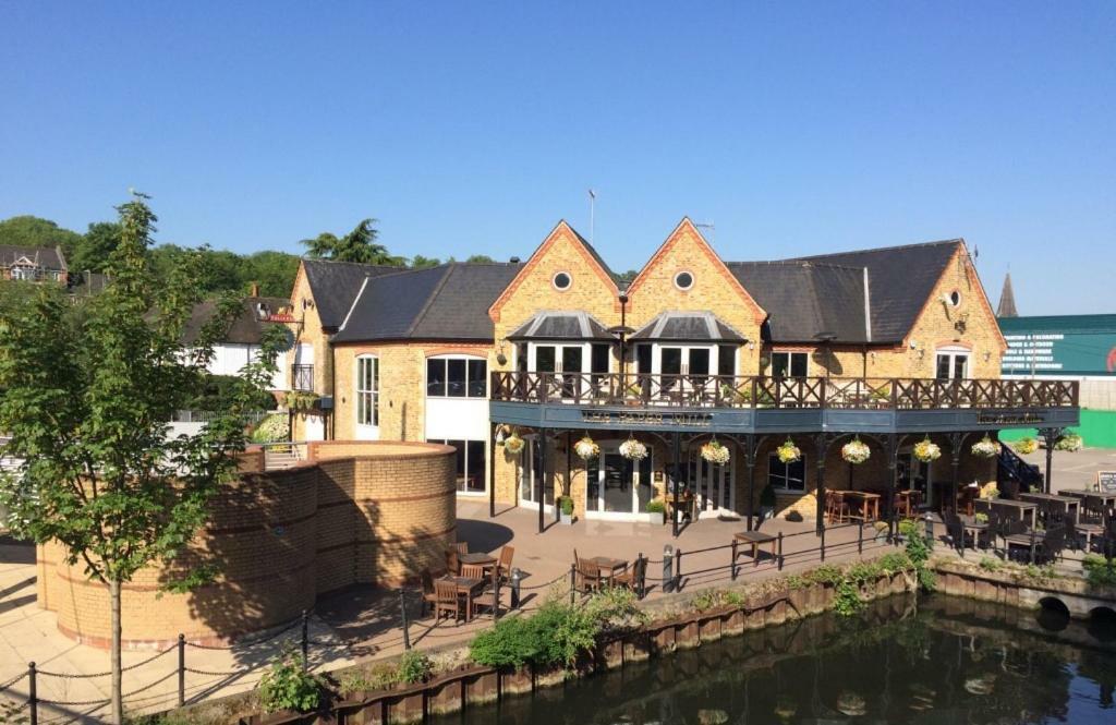 Wing House Villa Hemel Hempstead Dış mekan fotoğraf